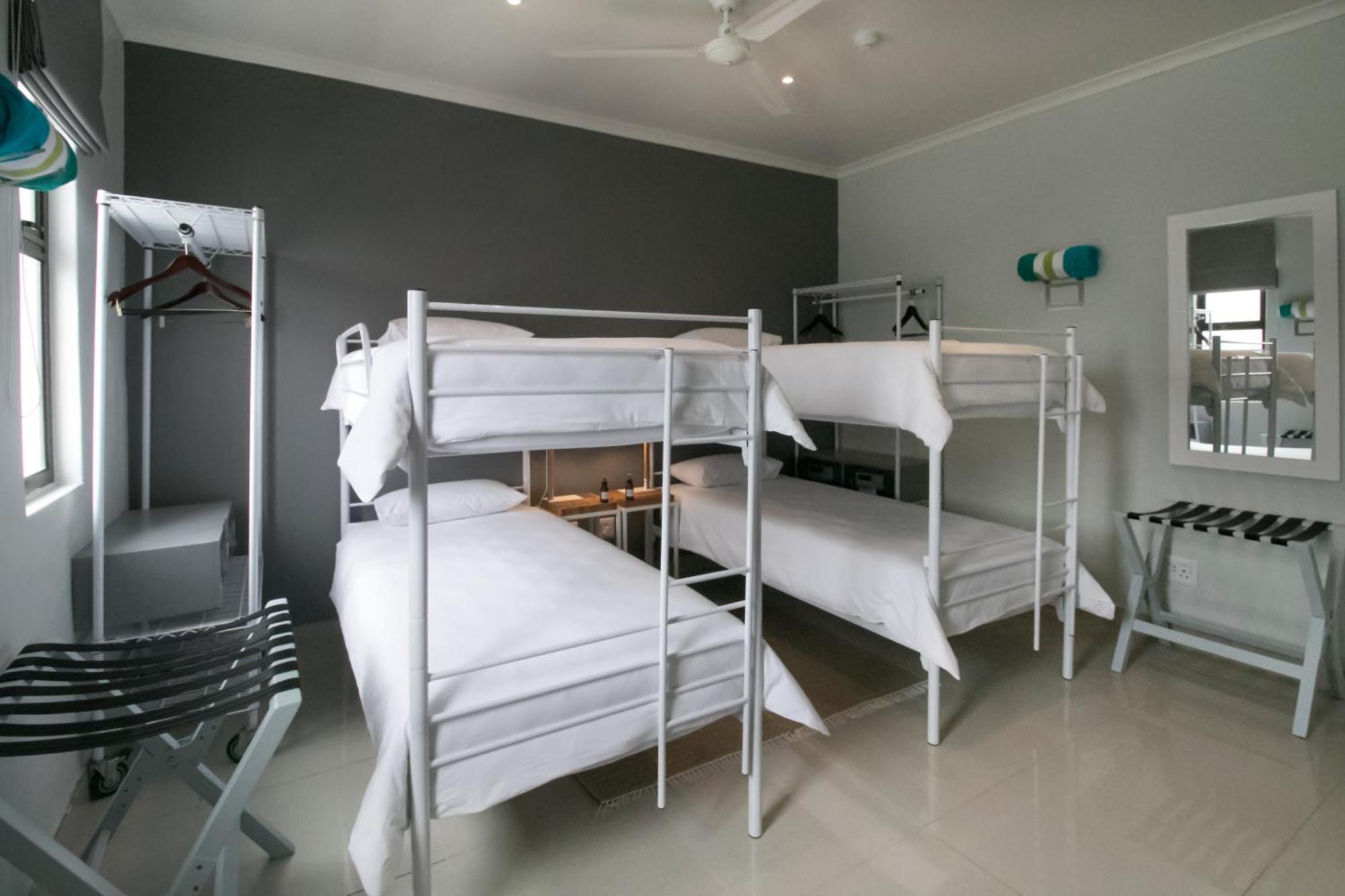 Zzzone Boutique Hostel 허머너스 외부 사진